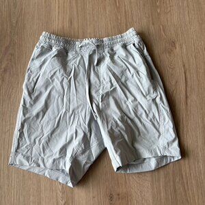 Lululemon Bowline Shorts Men’s 6” Ripstop Athleisure Rhino Gray Size Small